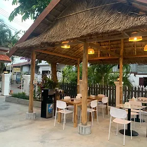 La Nuit De Laos Frühstückspension