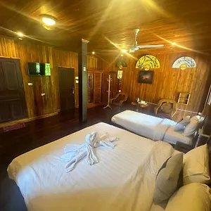Khounphet Guusethous Luang Prabang